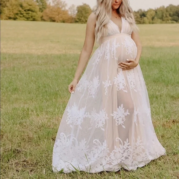 beautiful maternity shoot dress - Picture 2 of 6